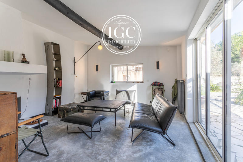 Villa - 240 m² - 5 pièces