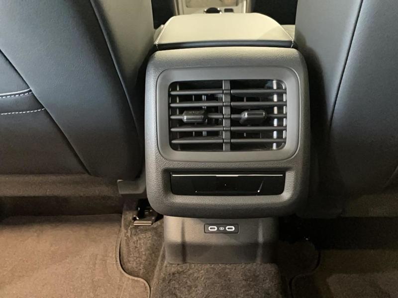 Volkswagen t-Roc 1.5 eTSI Evo2 Hybrid 150 ch Dsg7 R-Line