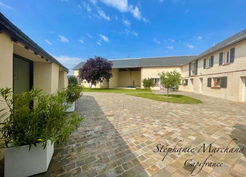 Propriété - 270 m² - 7 pièces