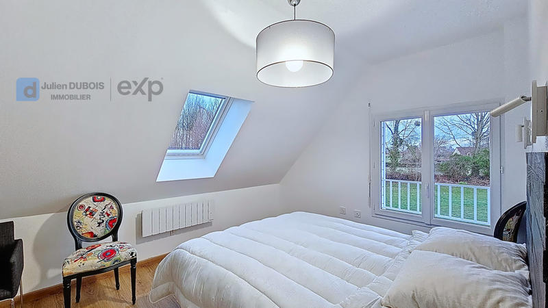 Maison - 260 m² - 12 pièces