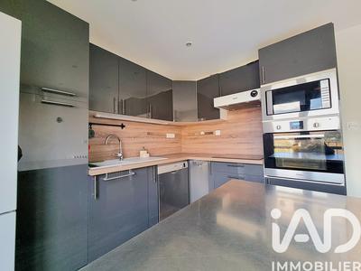 Appartement - 88 m² - 4 pièces