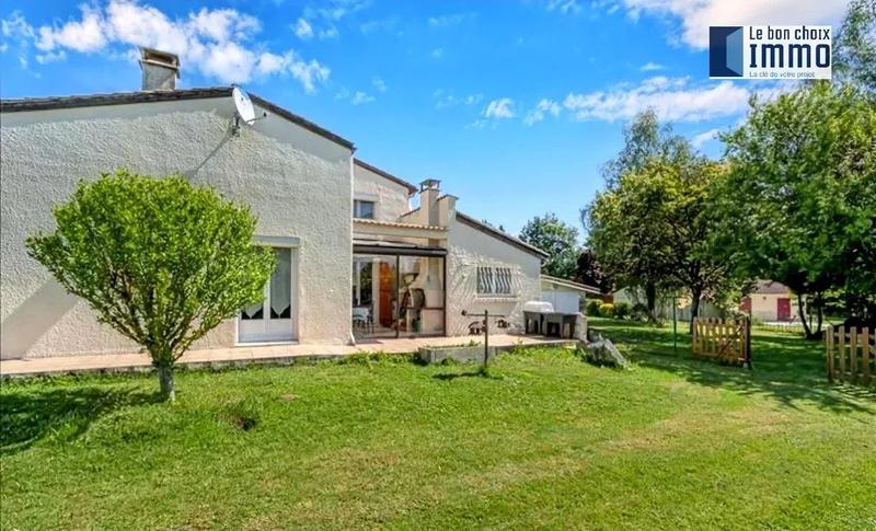 Maison - 139 m² - 6 pièces