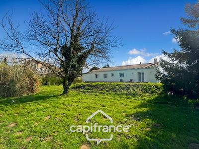 Maison - 120 m² - 6 pièces