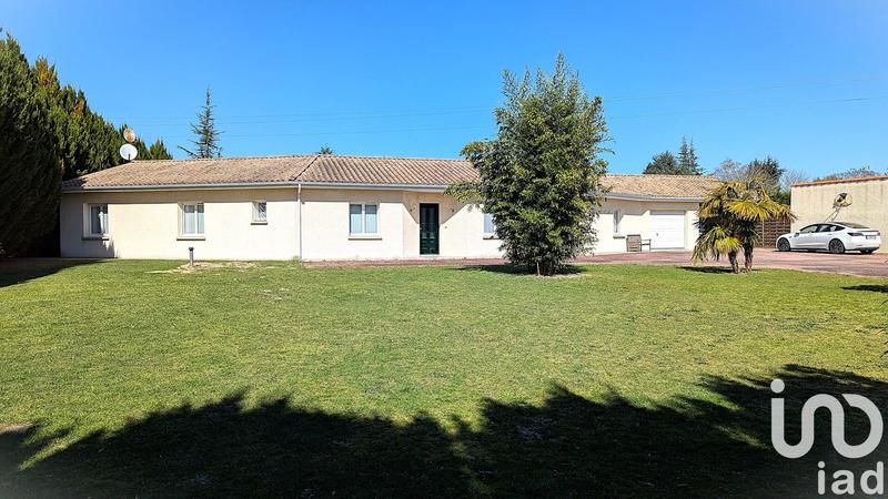 Maison - 250 m² - 8 pièces