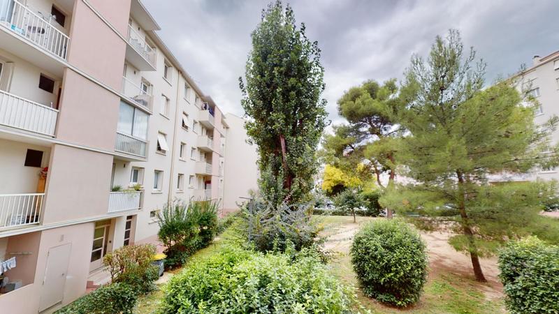 Appartement - 55 m² - 4 pièces