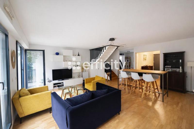 Appartement - 106 m² - 6 pièces