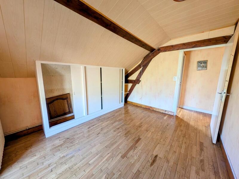 Maison - 174 m² - 7 pièces