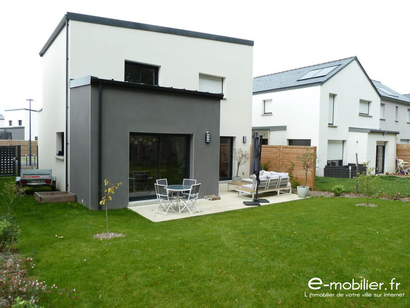 Maison contemporaine - 110 m² - 5 pièces