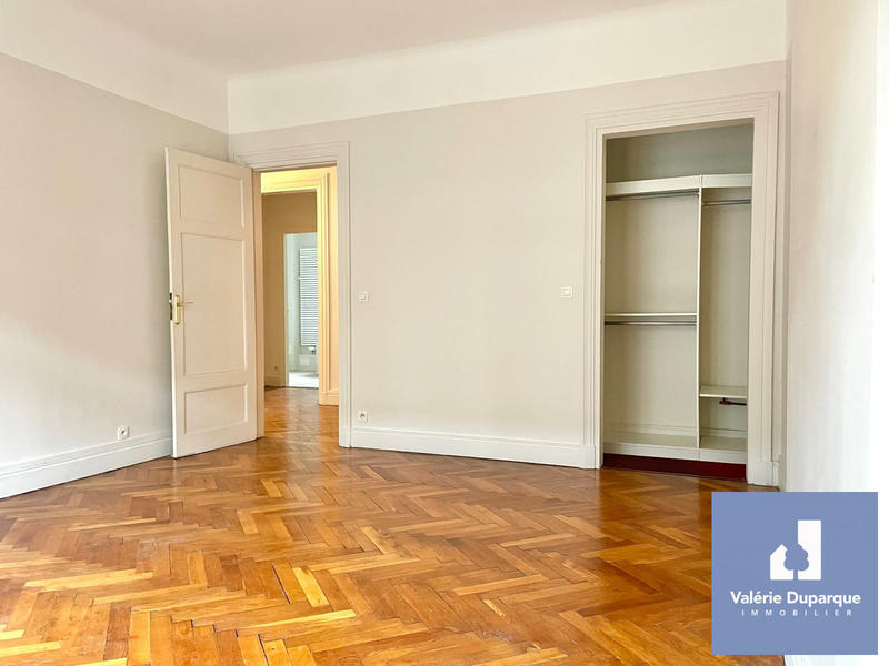 Appartement - 163 m² - 4 pièces