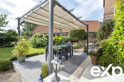 Maison - 198 m² - 8 pièces