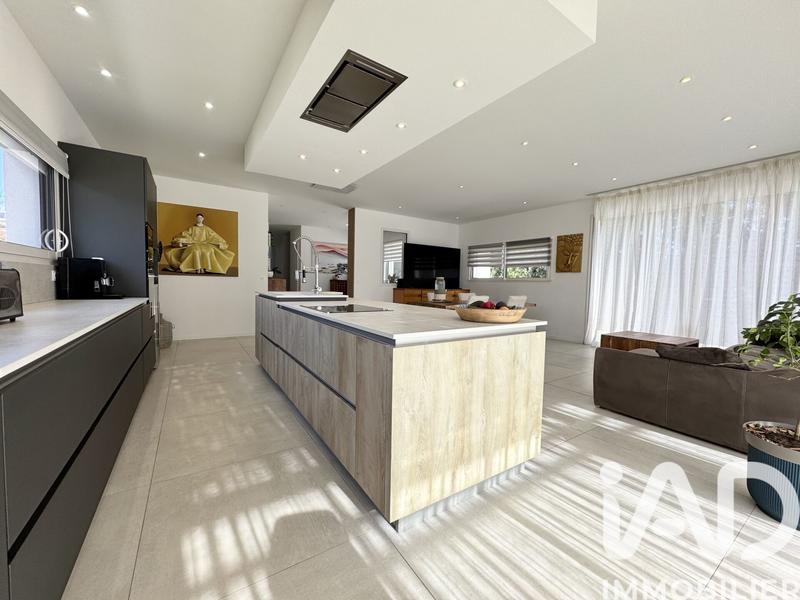 Maison - 158 m² - 5 pièces