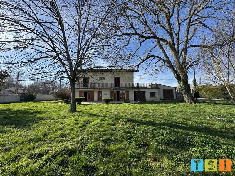 Maison en pierre - 120 m² - 6 pièces