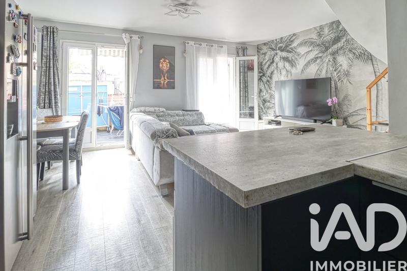 Maison - 104 m² - 5 pièces