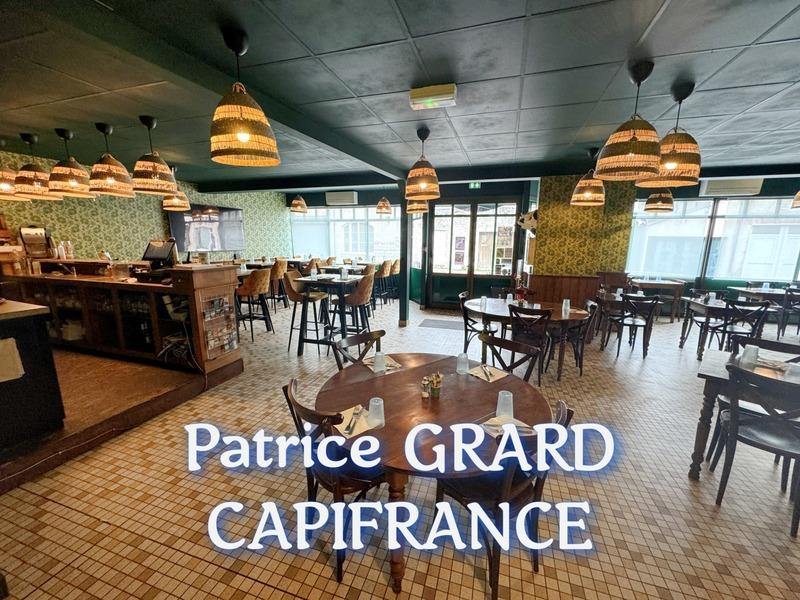 Local commercial - 159 m² - 4 pièces