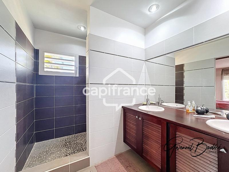 Villa - 130 m² - 5 pièces