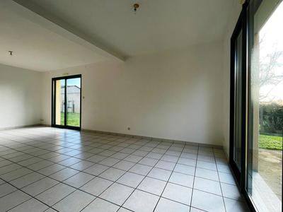 Maison - 107 m² - 6 pièces