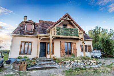 Pavillon - 130 m² - 6 pièces