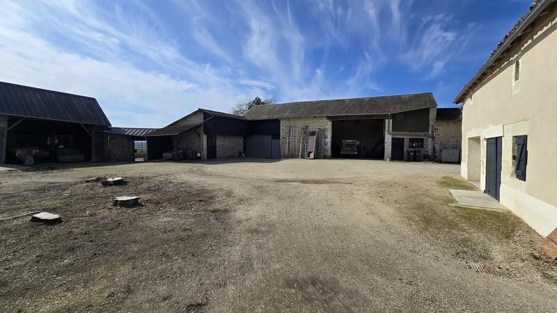 Corps de ferme - 180 m² - 7 pièces