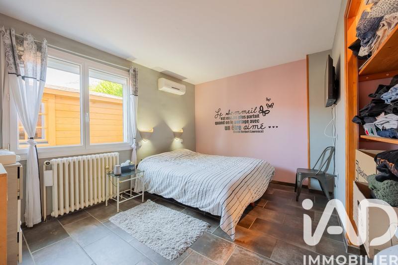 Maison - 159 m² - 8 pièces