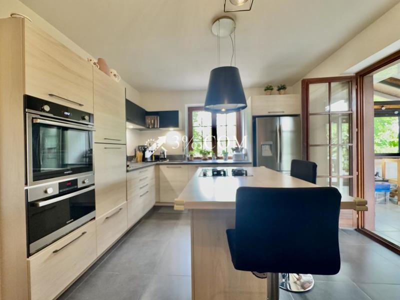 Maison - 118 m² - 6 pièces