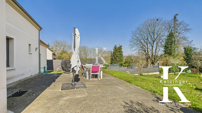 Maison traditionnelle - 140 m² - 5 pièces