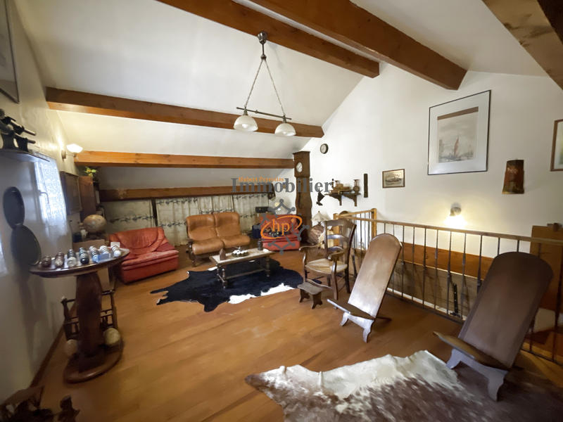 Maison - 153 m² - 7 pièces