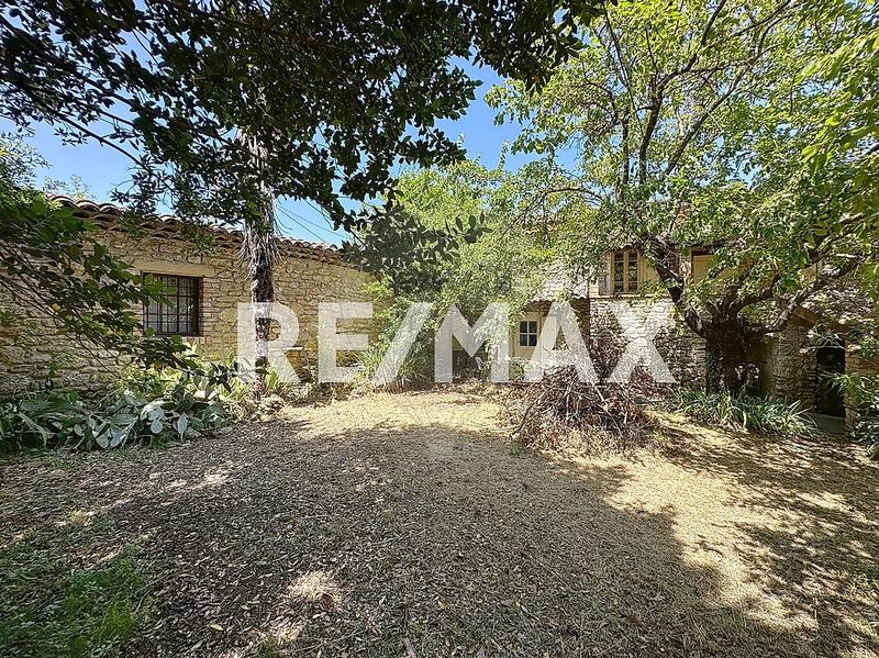 Mas - 191 m² - 6 pièces