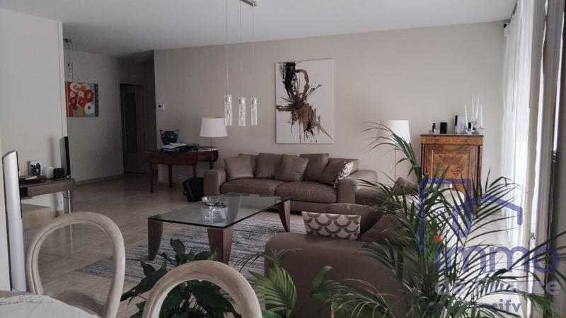 Appartement - 120 m² - 5 pièces