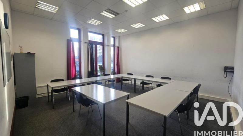 Maison - 790 m² - 21 pièces