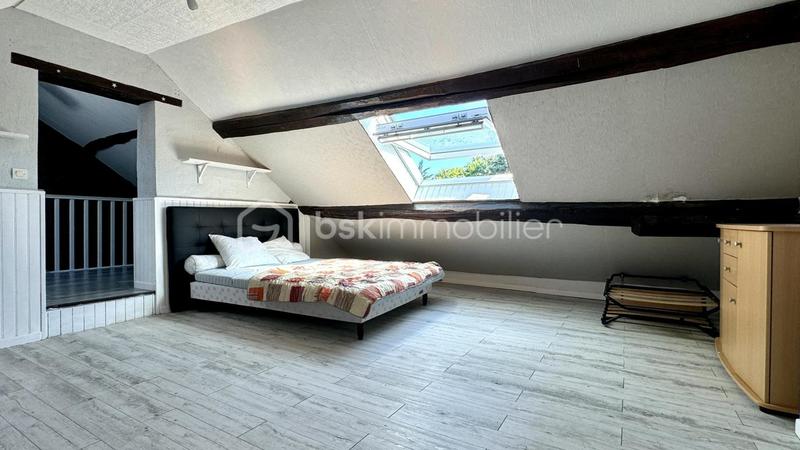 Maison ancienne - 268 m² - 12 pièces