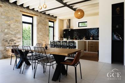 Maison ancienne - 243 m² - 8 pièces