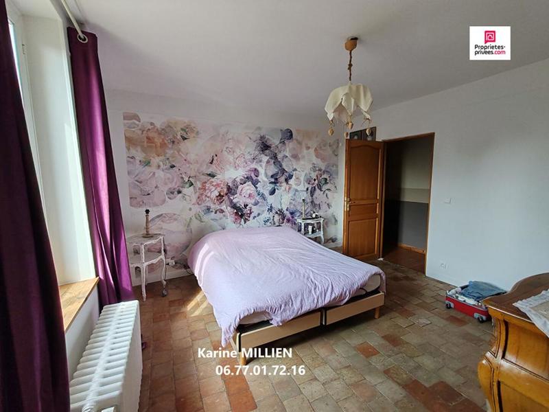 Maison - 216 m² - 7 pièces