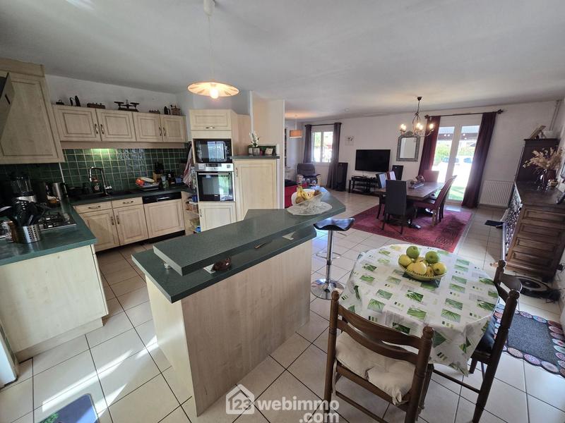 Maison - 101 m² - 4 pièces