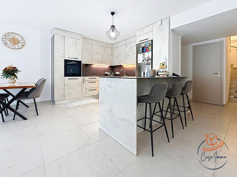 Maison - 127 m² - 5 pièces