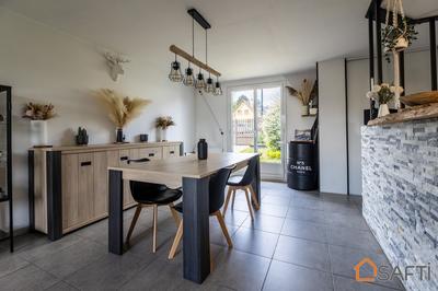 Maison - 90 m² - 4 pièces