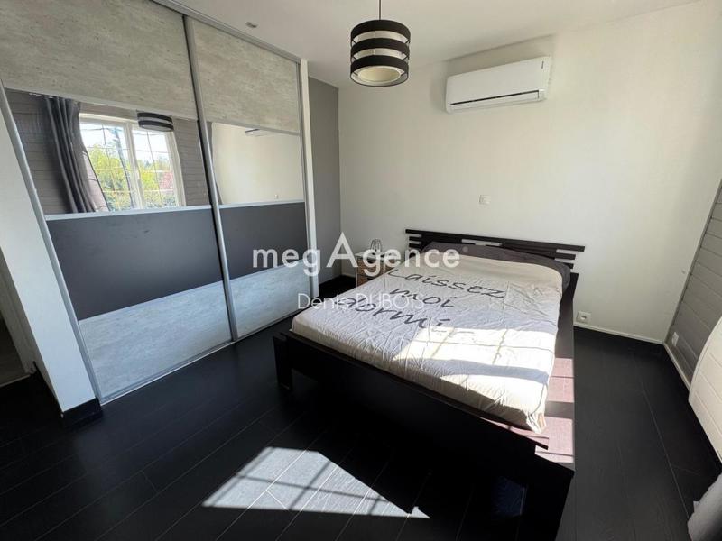 Maison traditionnelle - 110 m² - 5 pièces