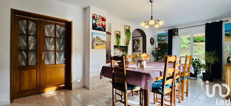 Maison - 97 m² - 5 pièces