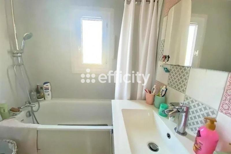 Maison - 65 m² - 3 pièces