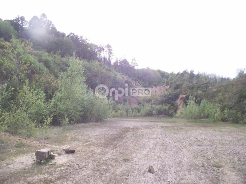 Terrain constructible - 93 483 m²