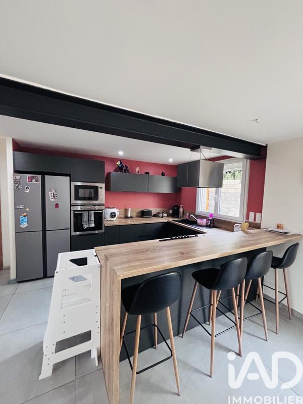 Maison - 102 m² - 4 pièces