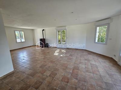 Maison - 160 m² - 7 pièces