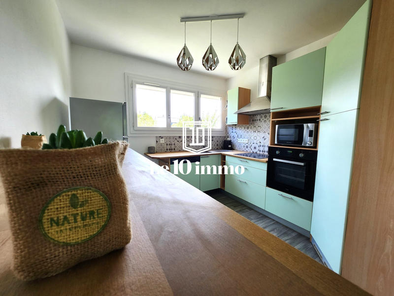 Appartement - 95 m² - 5 pièces