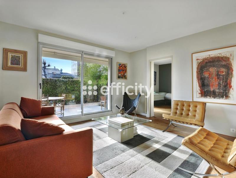 Appartement - 99 m² - 4 pièces