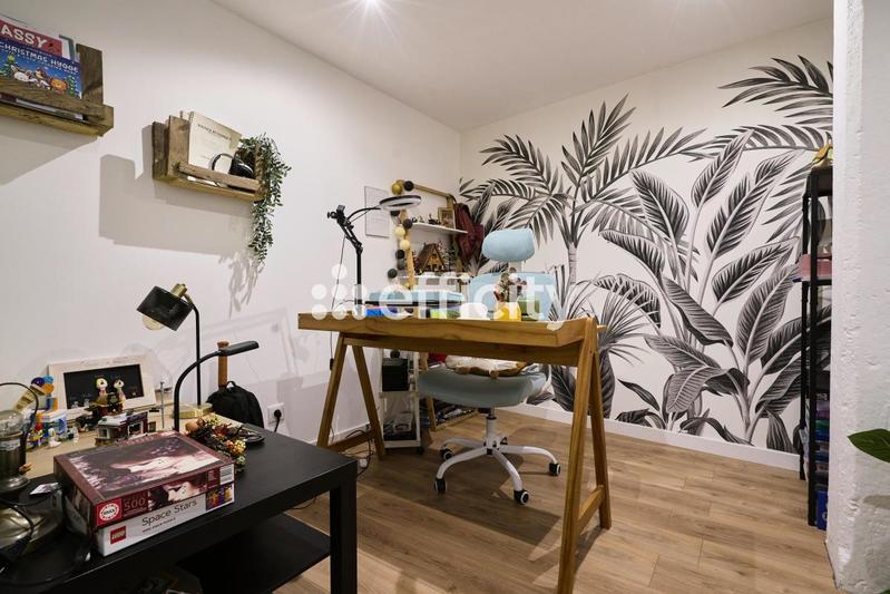 Loft - 243 m² - 4 pièces