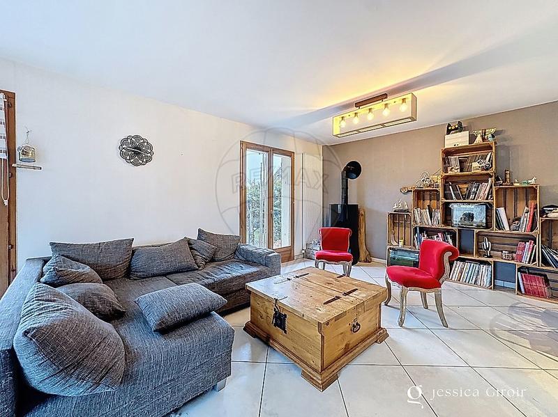 Maison - 137 m² - 7 pièces