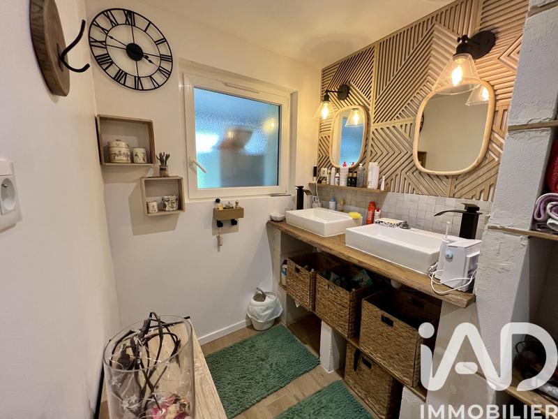 Maison - 167 m² - 9 pièces