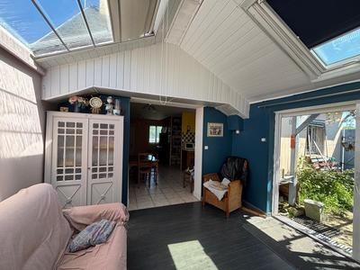 Maison - 110 m² - 6 pièces