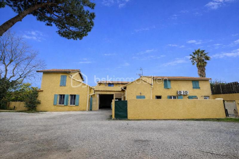 Immeuble - 750 m² - 27 pièces