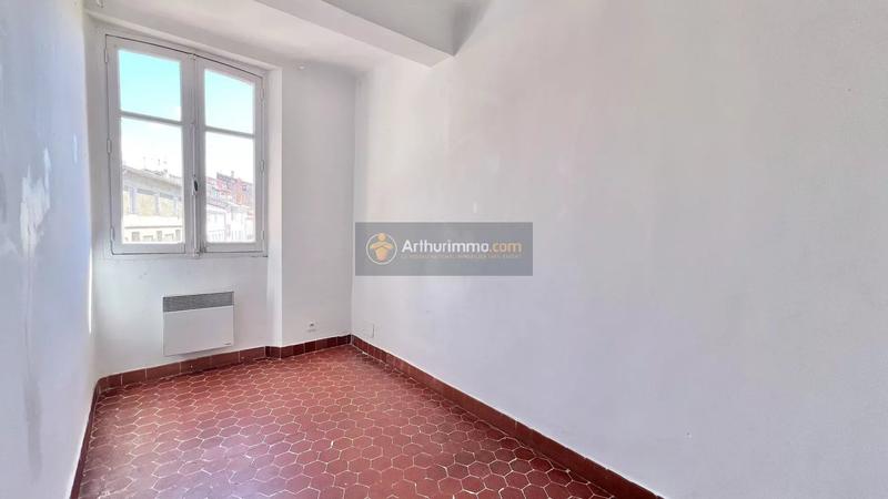 Immeuble - 7 pièces