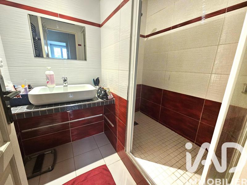 Appartement - 94 m² - 5 pièces